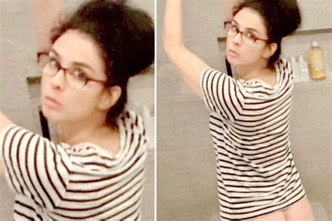 sarah silverman is hot|Sarah Silverman bares her behind on Instagram and。